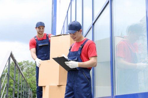 Residential moving truck support in South West London